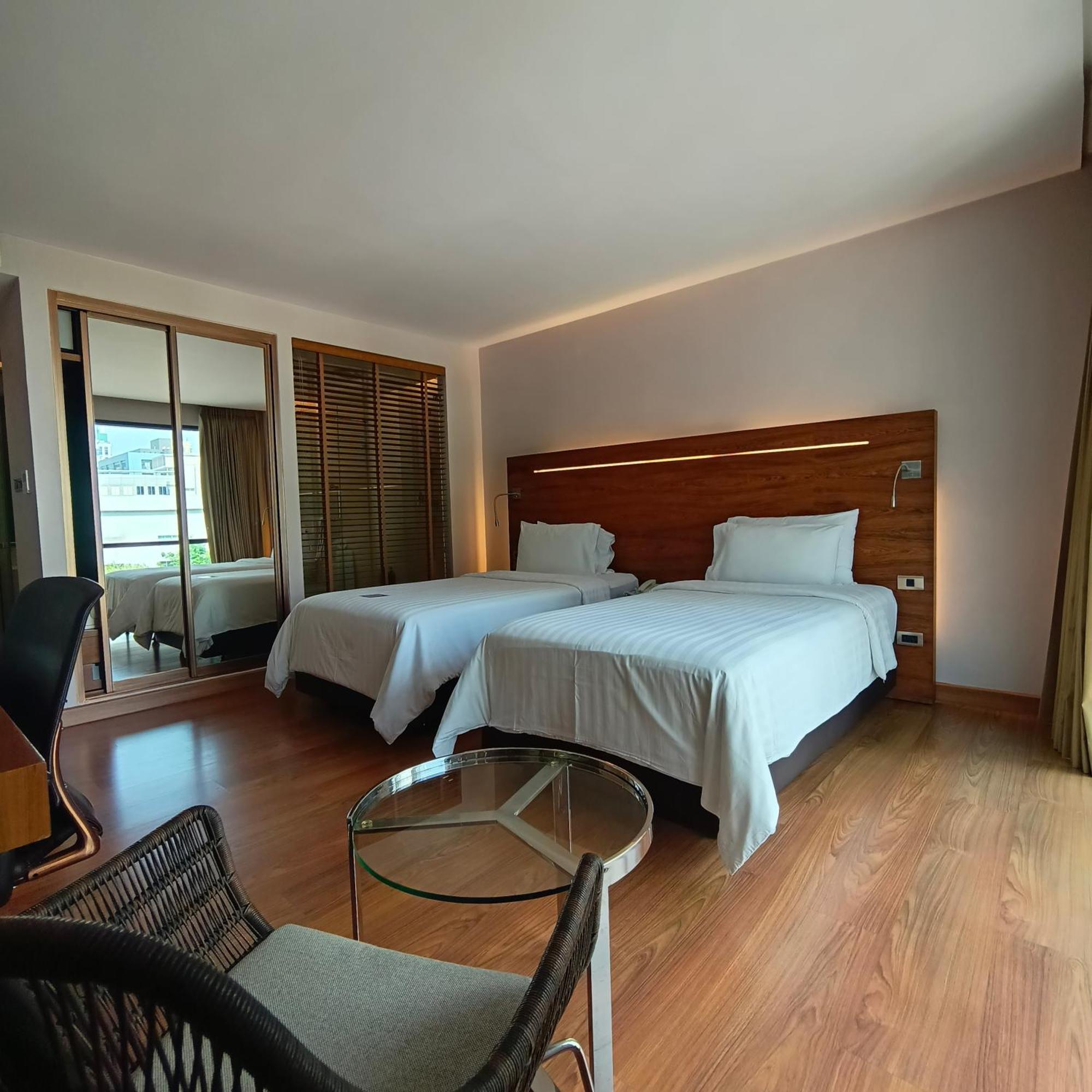 Sacha'S Hotel Uno Sha Bangkok Zewnętrze zdjęcie